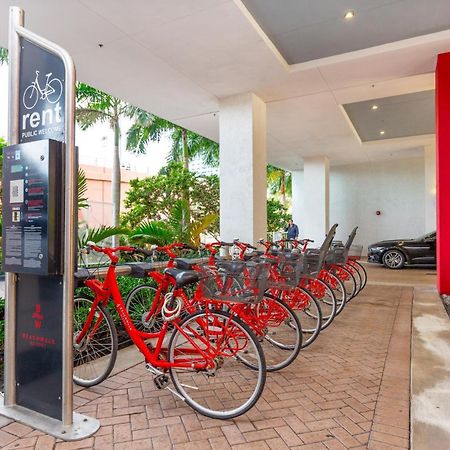 Modern One Bedroom Rental At Beach Walk Resort Miami 18Th Floor Hallandale Beach Kültér fotó