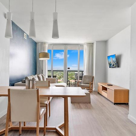 Modern One Bedroom Rental At Beach Walk Resort Miami 18Th Floor Hallandale Beach Kültér fotó